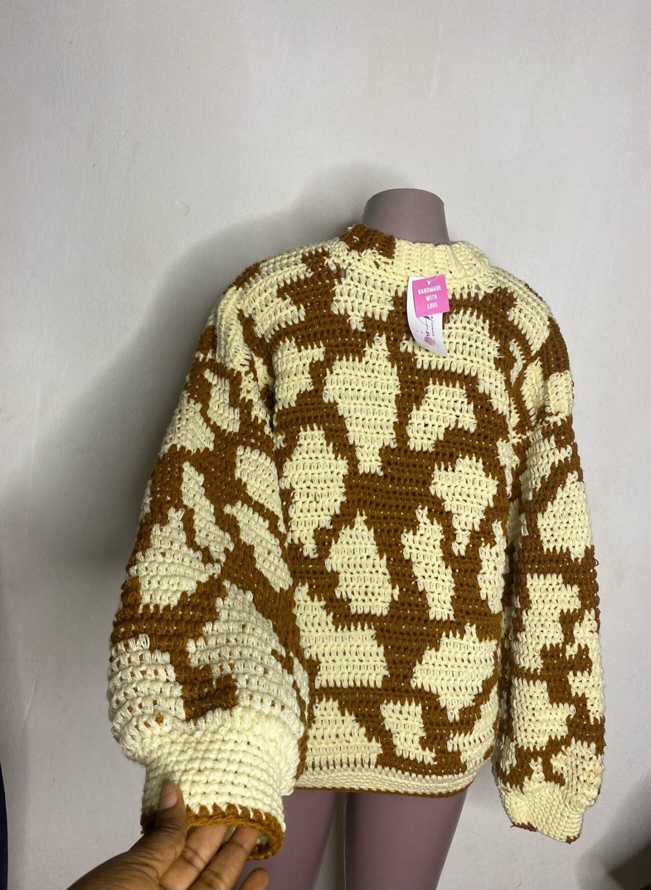 Two toned Tapestry sweater - Image 6